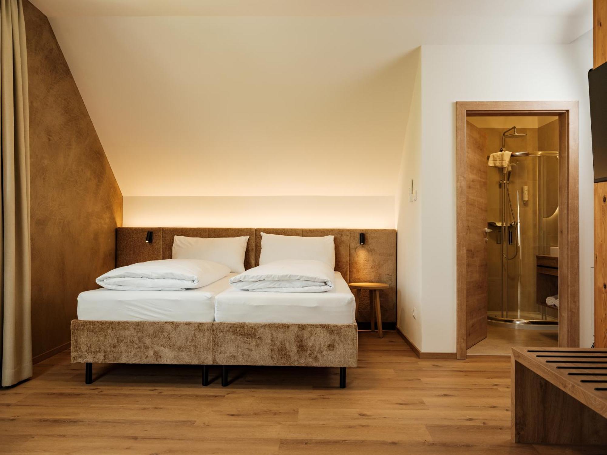 Hotel Neustifter Пойсдорф Екстер'єр фото