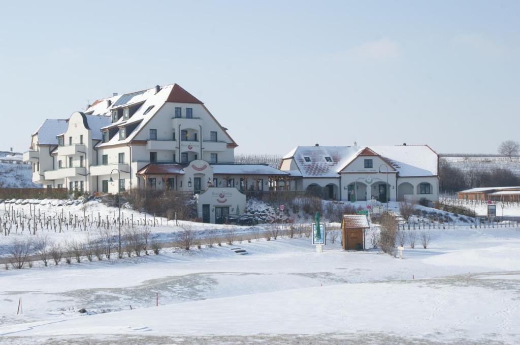 Hotel Neustifter Пойсдорф Екстер'єр фото
